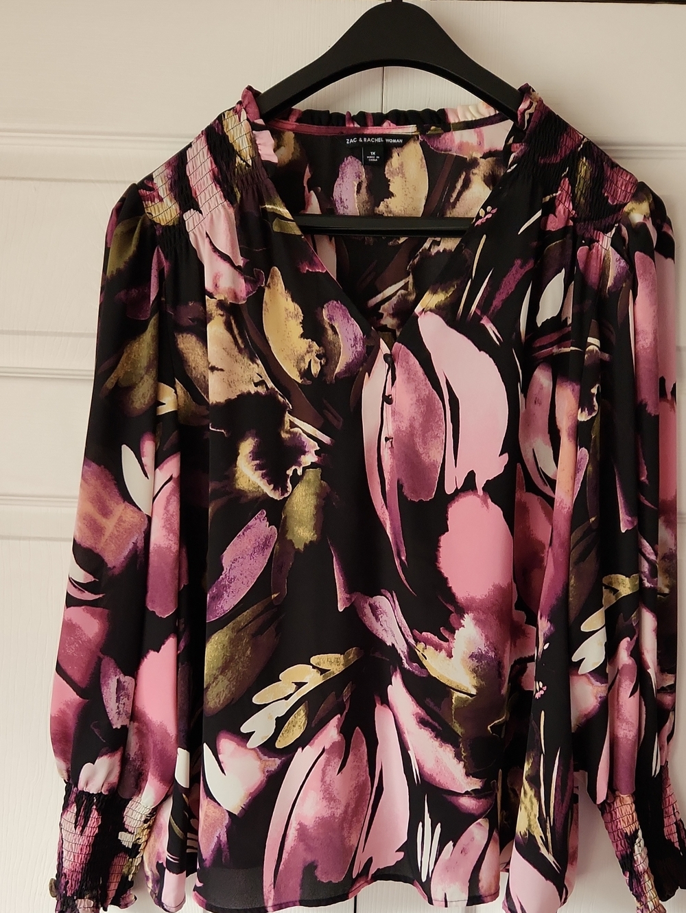 Zac & Rachel Floral V-Neck Blouse in Purple, Pink & Black - Size 1X